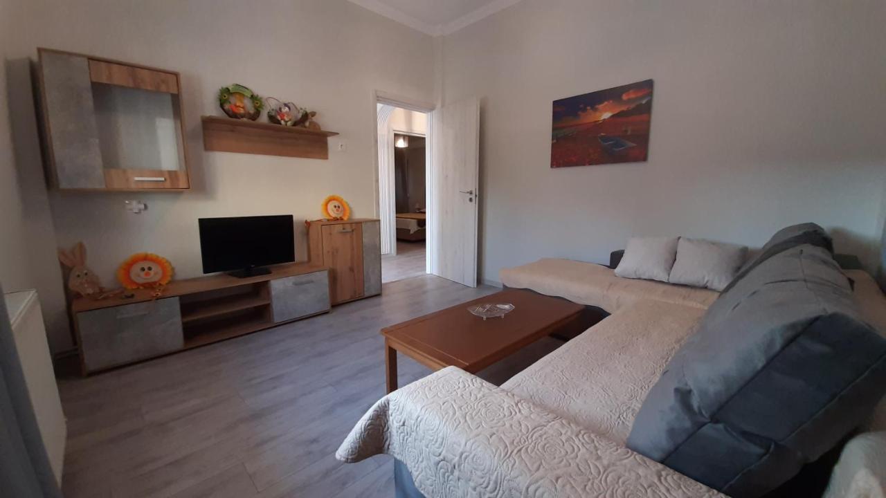 Irida Apartments Nea Skioni Ngoại thất bức ảnh